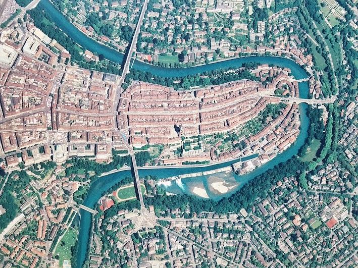 Foto & Immagini: Flugfoto der Stadt Bern, Format 106cm x 76cm – Usato da Schliern b. Köniz venduto da morphy55