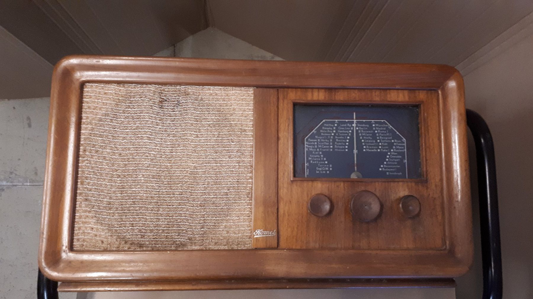 Radio: Komet Radio AG; Mitlödi – Difettoso da Madiswil venduto da 20gls