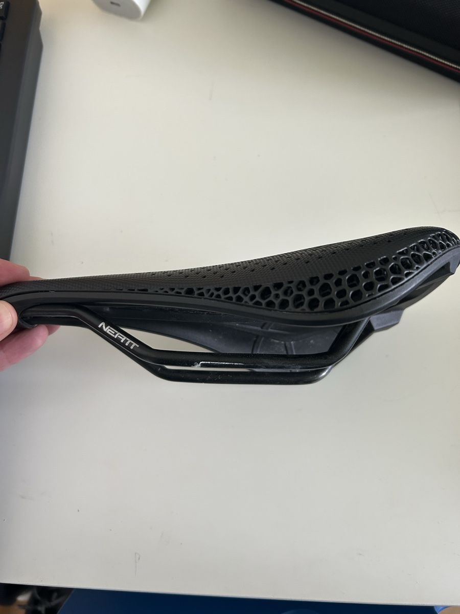 Pezzi di ricambio: Selle NEAT 3D en 140mm – Usato da Chambésy venduto da gverley 2