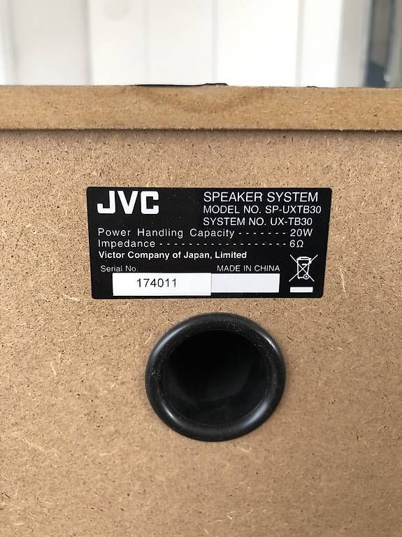 JVC Casse acustiche: Alte JVC Lautsprecher 20 Watt – Usato da Ittigen venduto da Ganjaiii 4