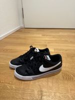 Original Nike Court Schuhe, Grösse 39 neuwertig, schwarz