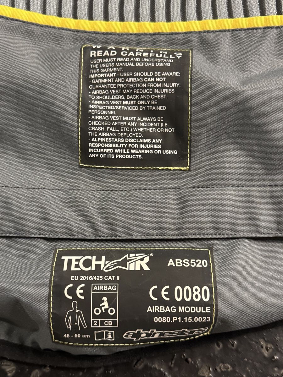 Alpinestars Protezioni & Imbottiture: Alpinestars Tech-Air Airbag Weste Grösse L – Usato da Lenzburg venduto da artrs30 2
