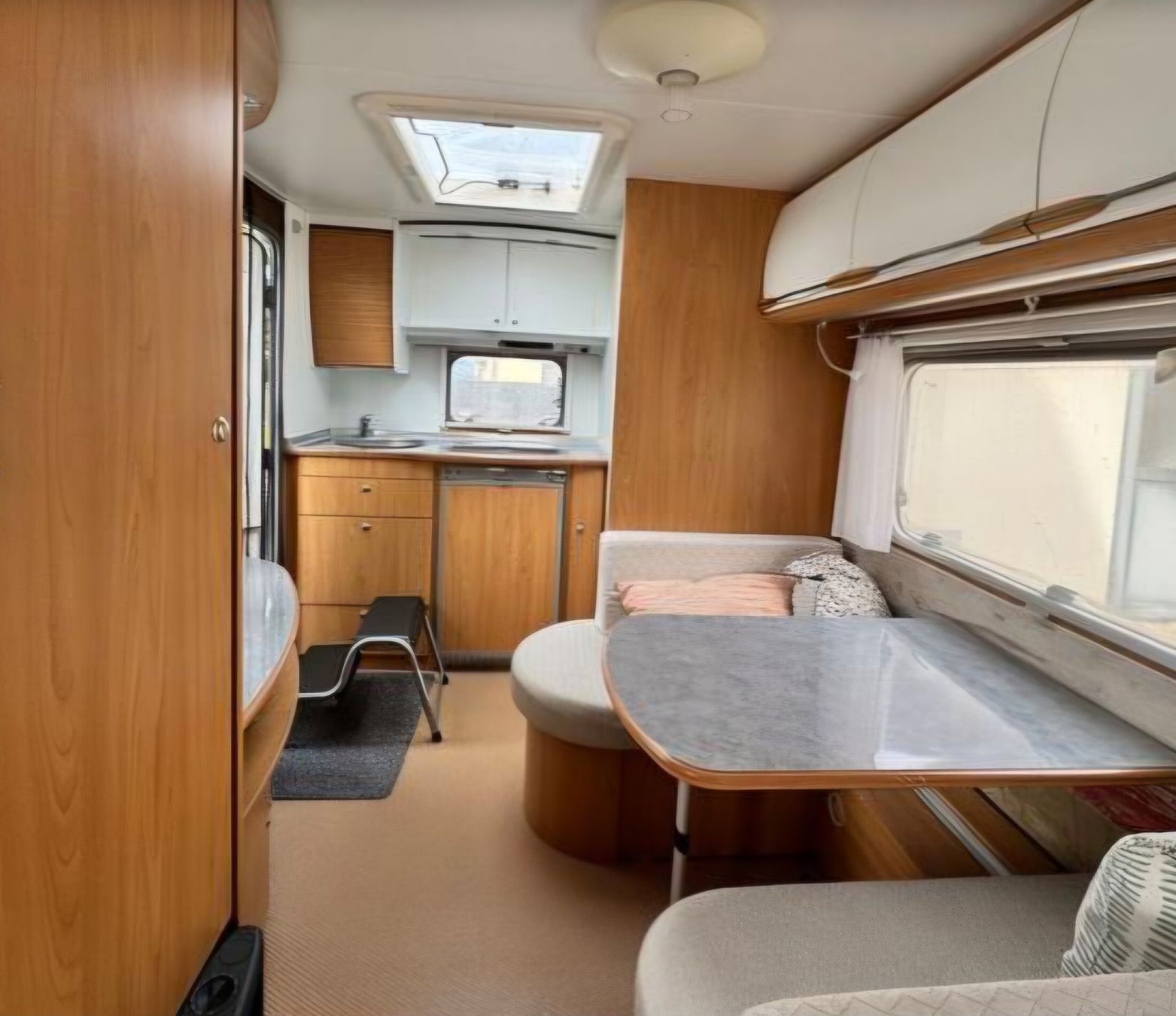 Bürstner Veicoli da campeggio: Bürstner Amara 410 TS – Usato da Sargans venduto da michiack 3