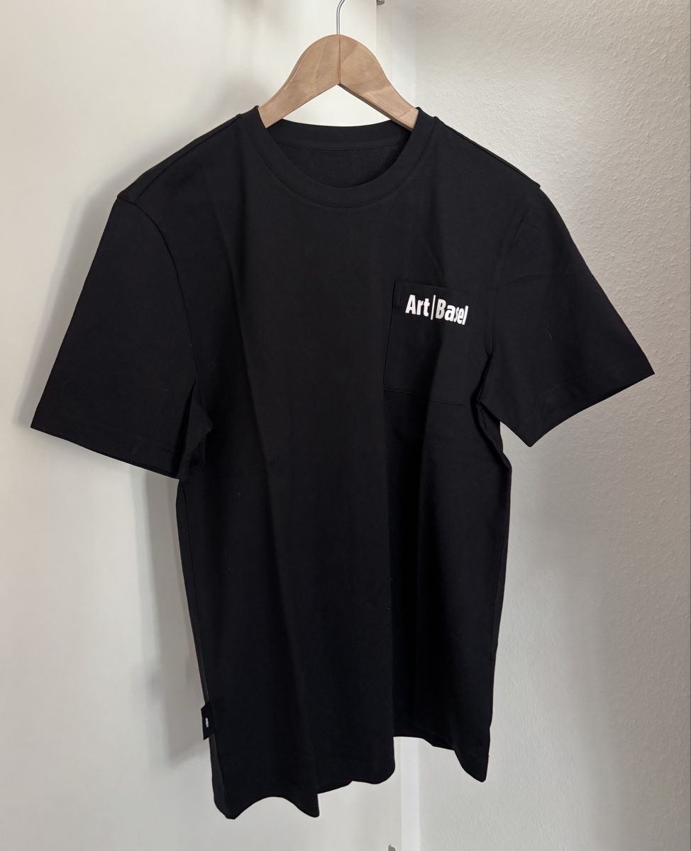 T-shirt: ArtBasel T-Shirt 2026 – Nuovo e nell'imballaggio originale da Basel venduto da mal_vf87 1