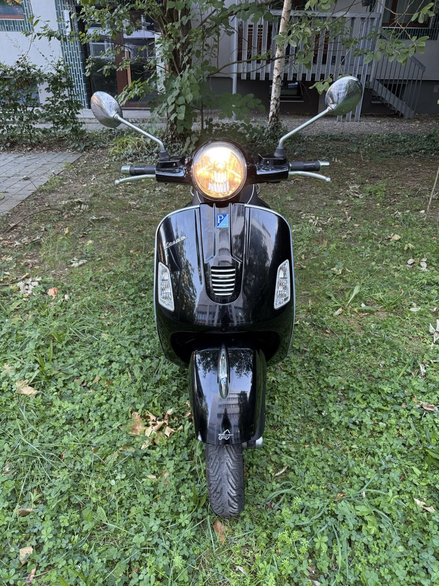 Piaggio Scooter: Piaggio Vespa GTS super125 – Usato da Winterthur venduto da Fabio_46