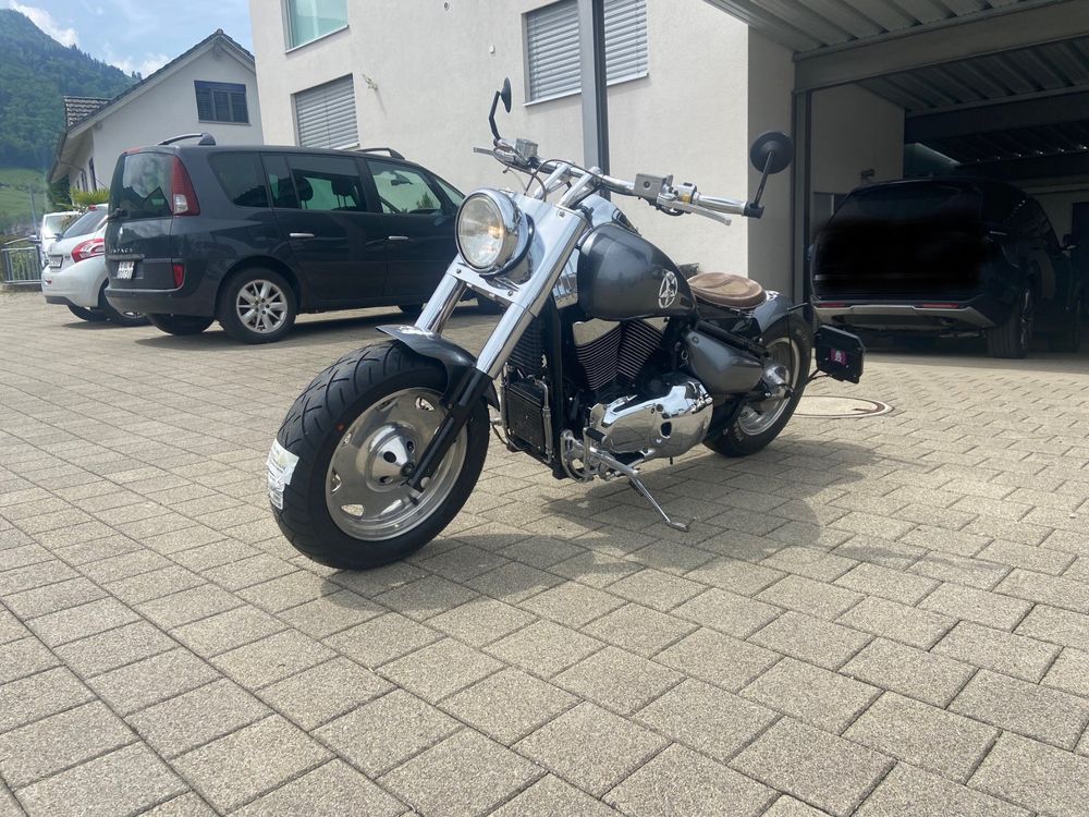 Suzuki vl 2024 1500 bobber