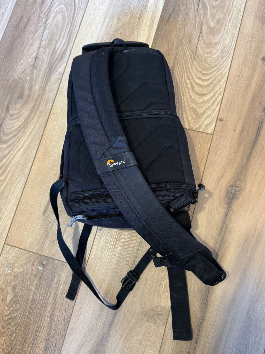Lowepro Zaini: Lowepro Slingshot Edge 150 AW – Usato da Basel venduto da galderz 1