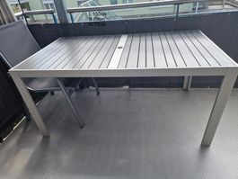 Gratis zum abholen --- Gartentisch