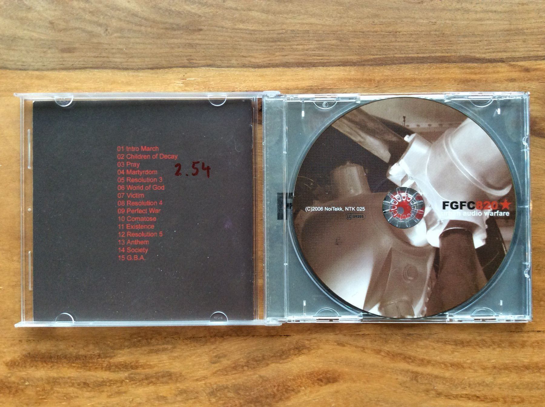 CD: CD FGFC820 – Urban Audio Warfare – Usato da Horgen venduto da flyingpenguin2000 1