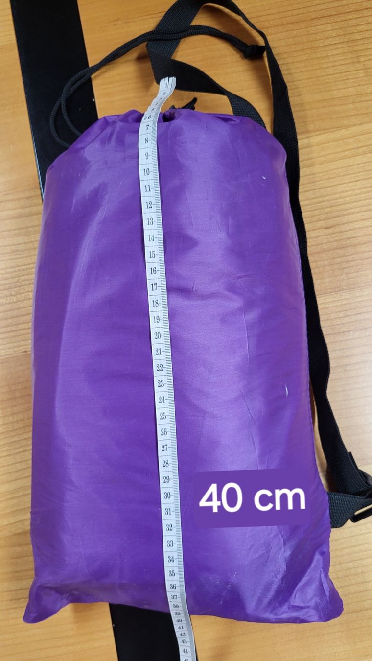 Divani: Canapé gonflable – Nuovo (secondo la descrizione) da Fribourg venduto da VictoriaShop7 8