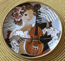 Hutschenreuther Porz.Teller R.Wachtmeister Mädchen m.Viola