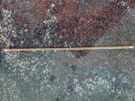 Feines Armband