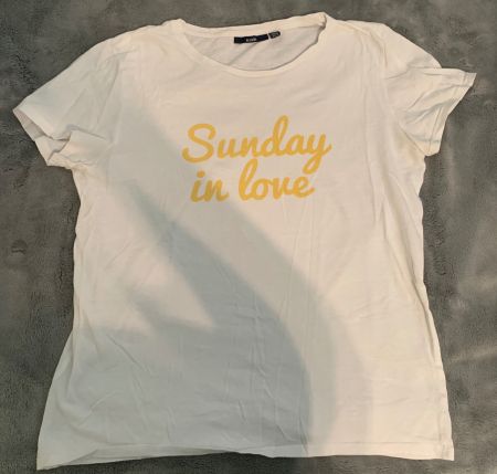 Weiss T-Shirt "Sunday in love", Grösse M