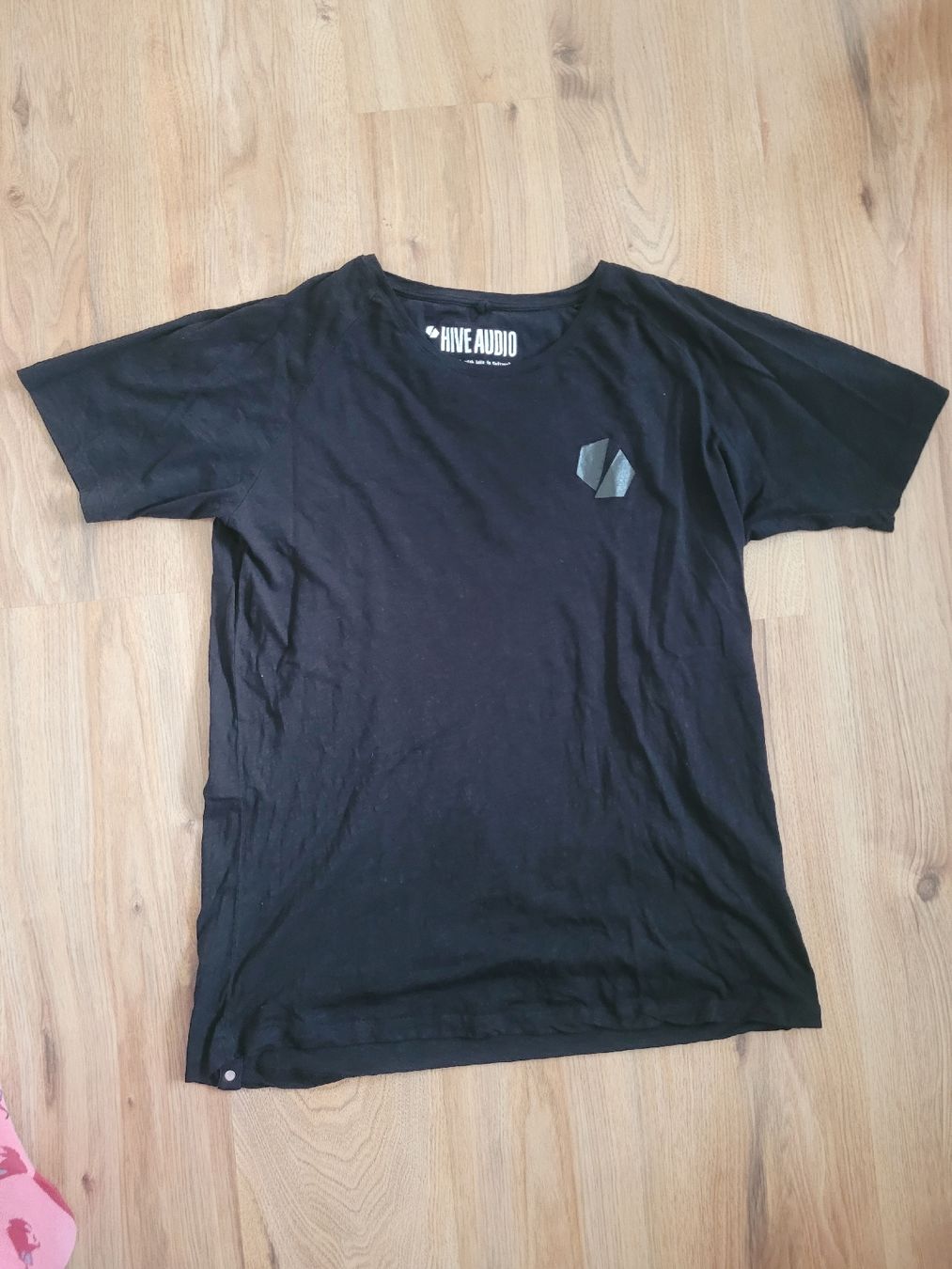 T-Shirts: Hive Club T-Shirt schwarz L – Gebraucht aus Zürich von veloglitzerflitzer