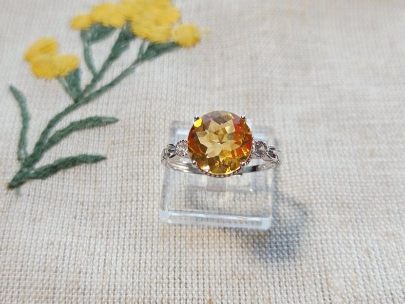 Anelli: NEW - S925 Citrine Ring (Adjustable) – Nuovo (secondo la descrizione) da Zürich venduto da cin_wcf6