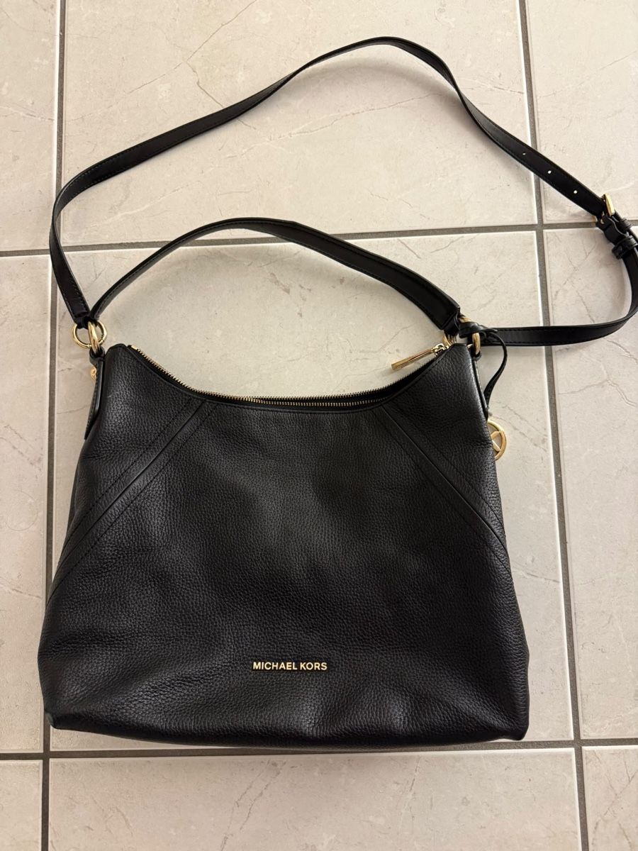 Michael Kors Taschen für Damen: Michael Kors Handtasche – Gebraucht aus Basel von lau_lks8