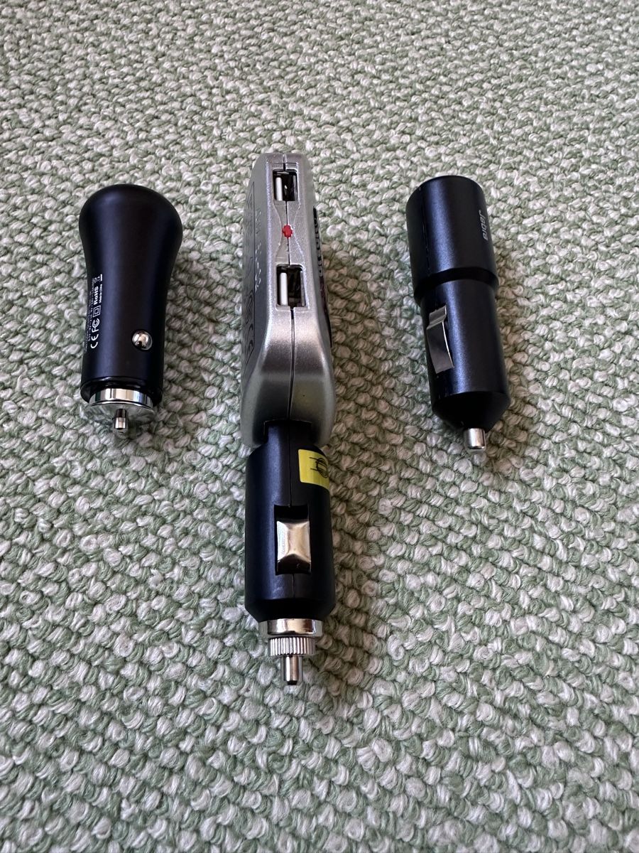 Baseus Unità & Adattatore: Car USB power – Usato da Bex venduto da roopa.gorla 1