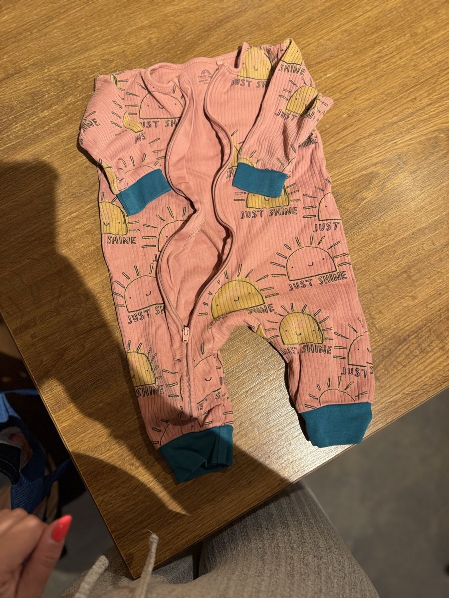 Pigiama & Simili: Lot de 4 pyjama 6-9mois – Usato da Erde venduto da Kitkatekate 3