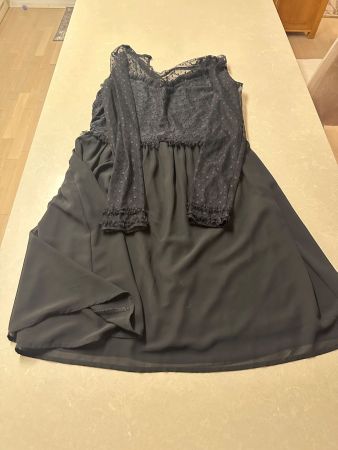 🖤 Schwarzes Kleid mit Spitze | Langarm | Gr. 38