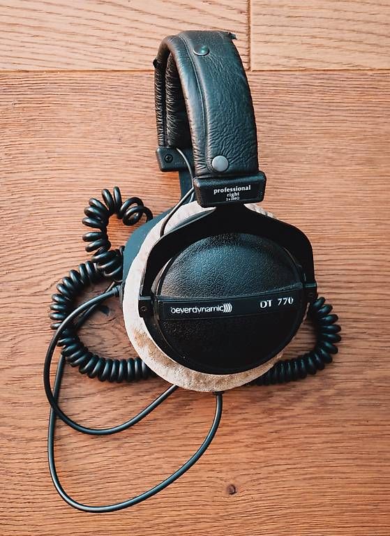 Beyerdynamic Cuffie: Beyerdynamic DT 770 geschlossener Kopfhörer – Usato da Hinterkappelen venduto da audiowerft