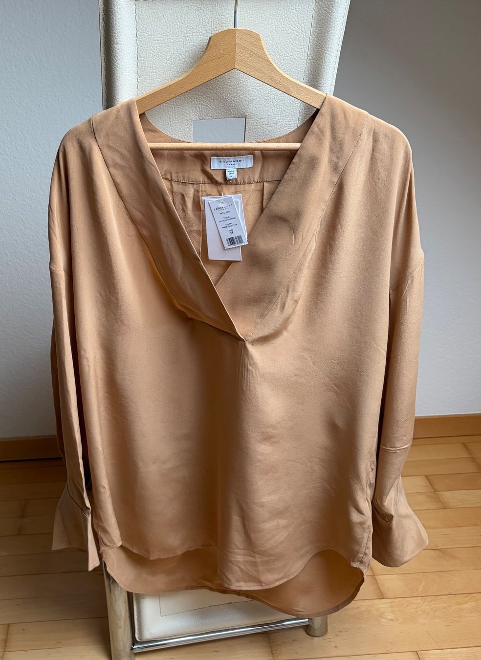 Camicette: Equipment Seide Bluse Gr.M ***NEU*** – Nuovo e nell'imballaggio originale da Unterägeri venduto da Jutka_04