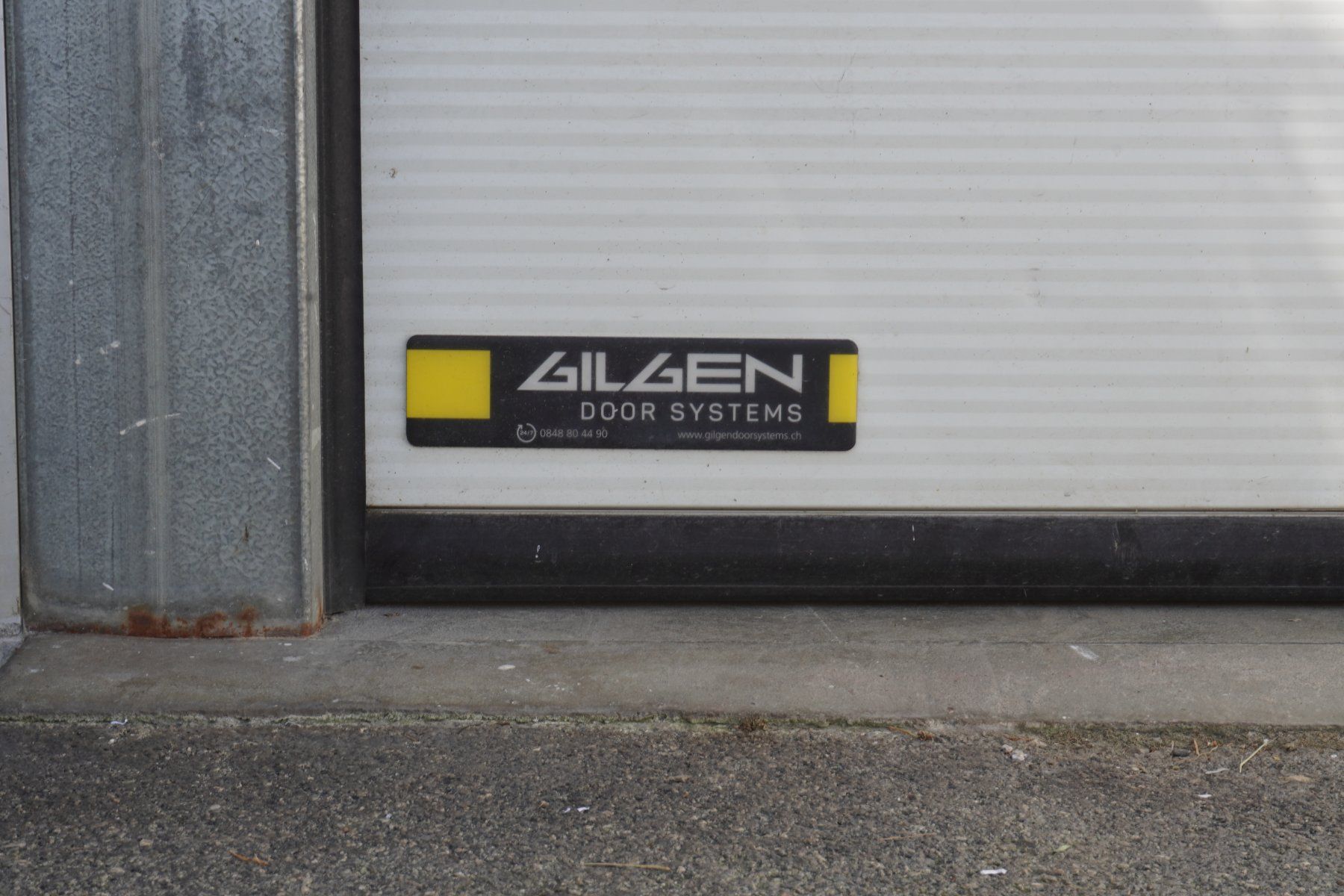 Porte: Garagentor mit elektr. Antrieb – Usato da Zürich venduto da reMaterial 5