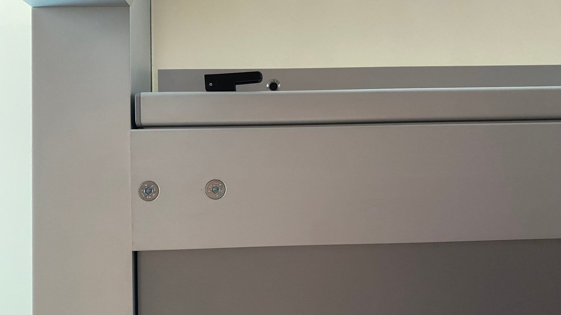 Tavoli: Esstisch Glas/Aluminium ausziehbar – Usato da Zürich venduto da pdufner 3