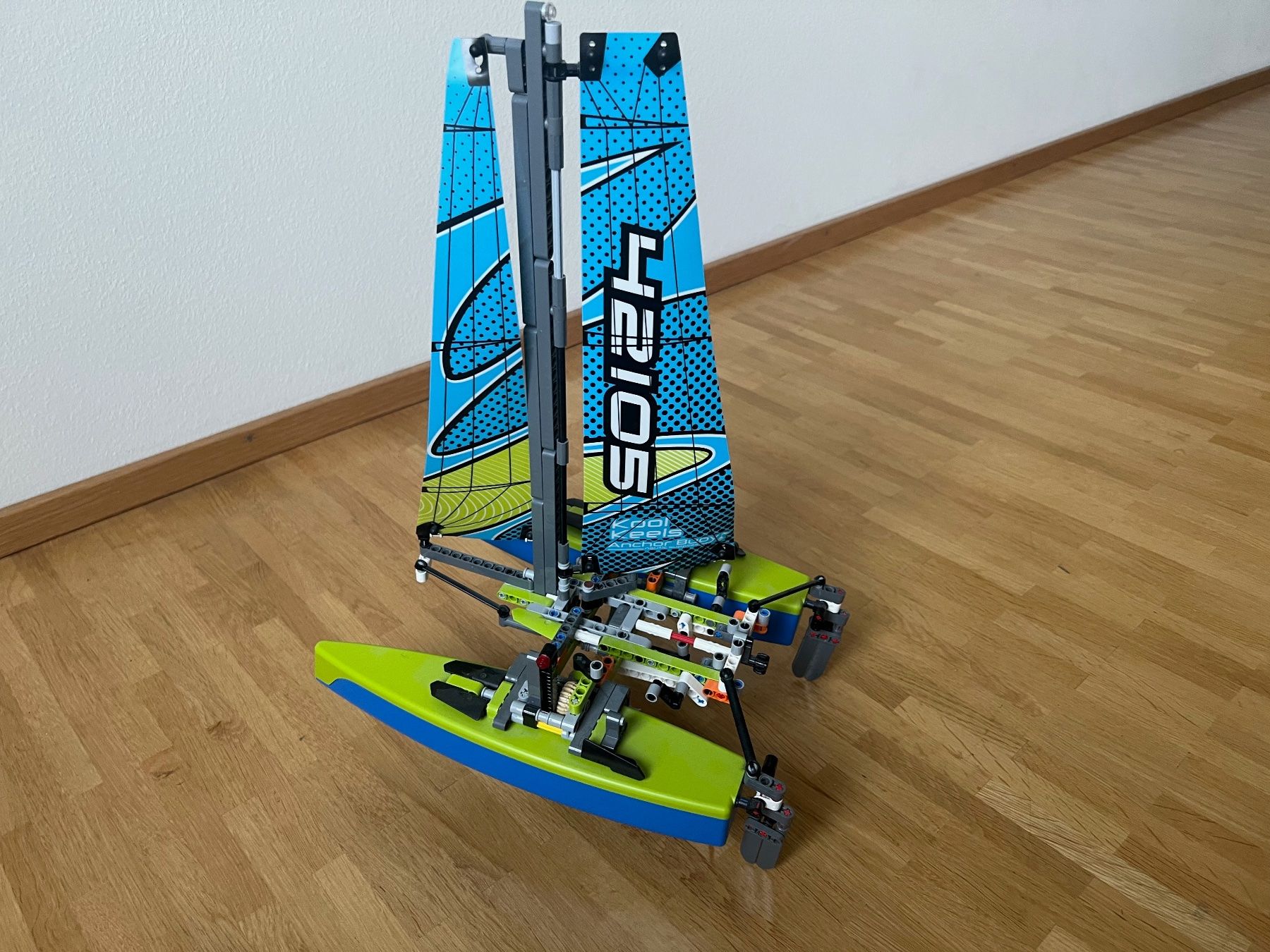 Lego Baukästen: LEGO Technic, Katamaran 42105 – Gebraucht aus Zürich von luc70 2
