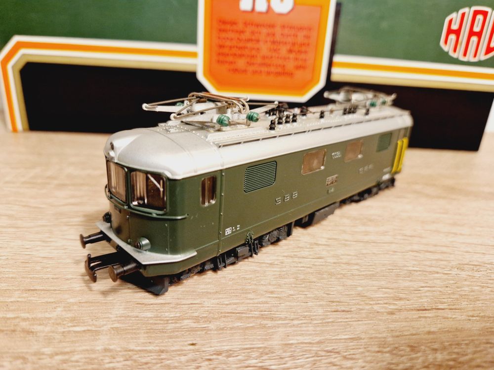 Hag Modelleisenbahnen: Hag 249 E-Lok Re 4/4 10035 Biel SBB H0 – Gebraucht aus St-Aubin-Sauges von Lo_Go 2