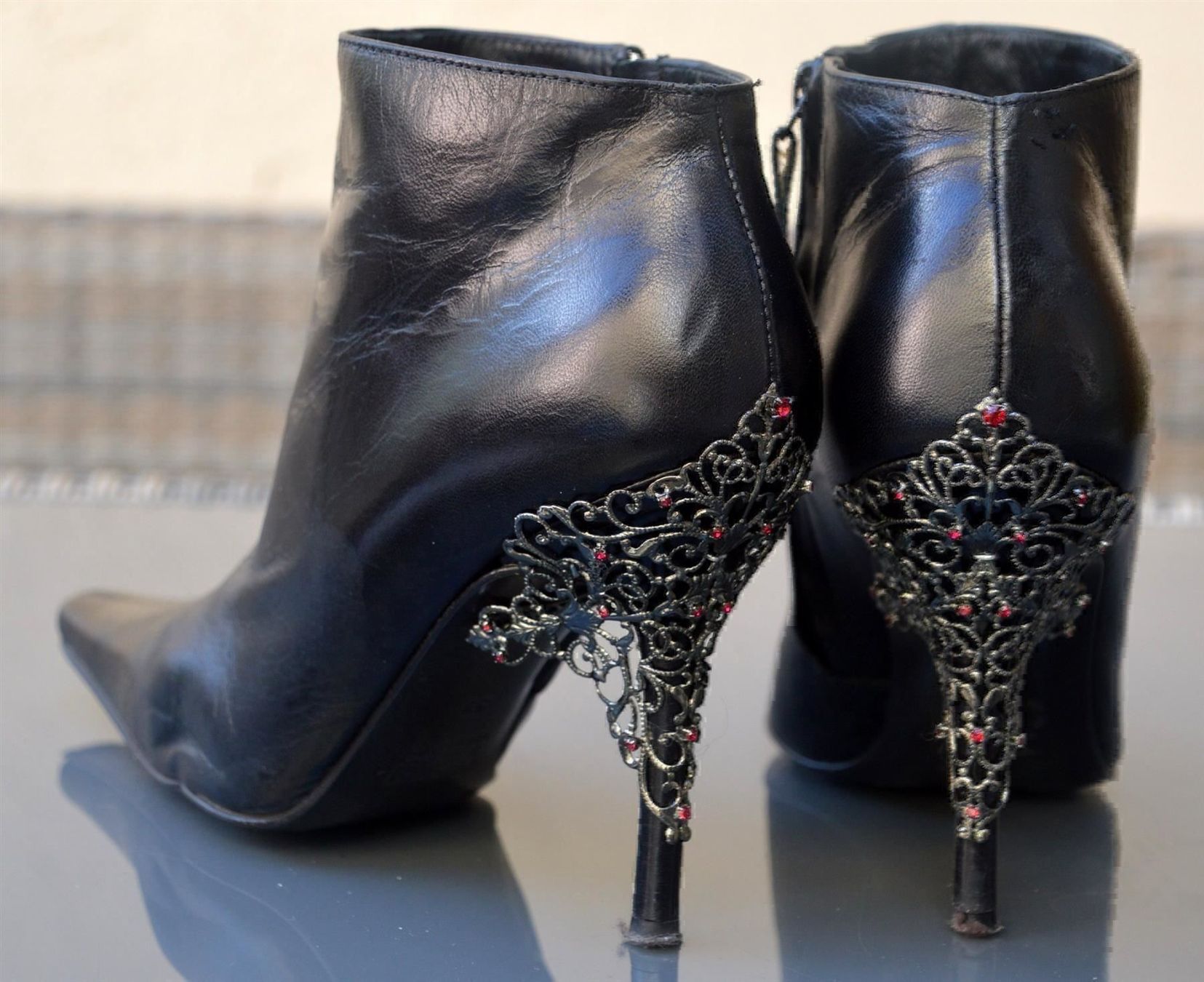 Scarpe da donna: Booties / Bottines Vicini . 38 – Usato da Collonges venduto da Auganien 1
