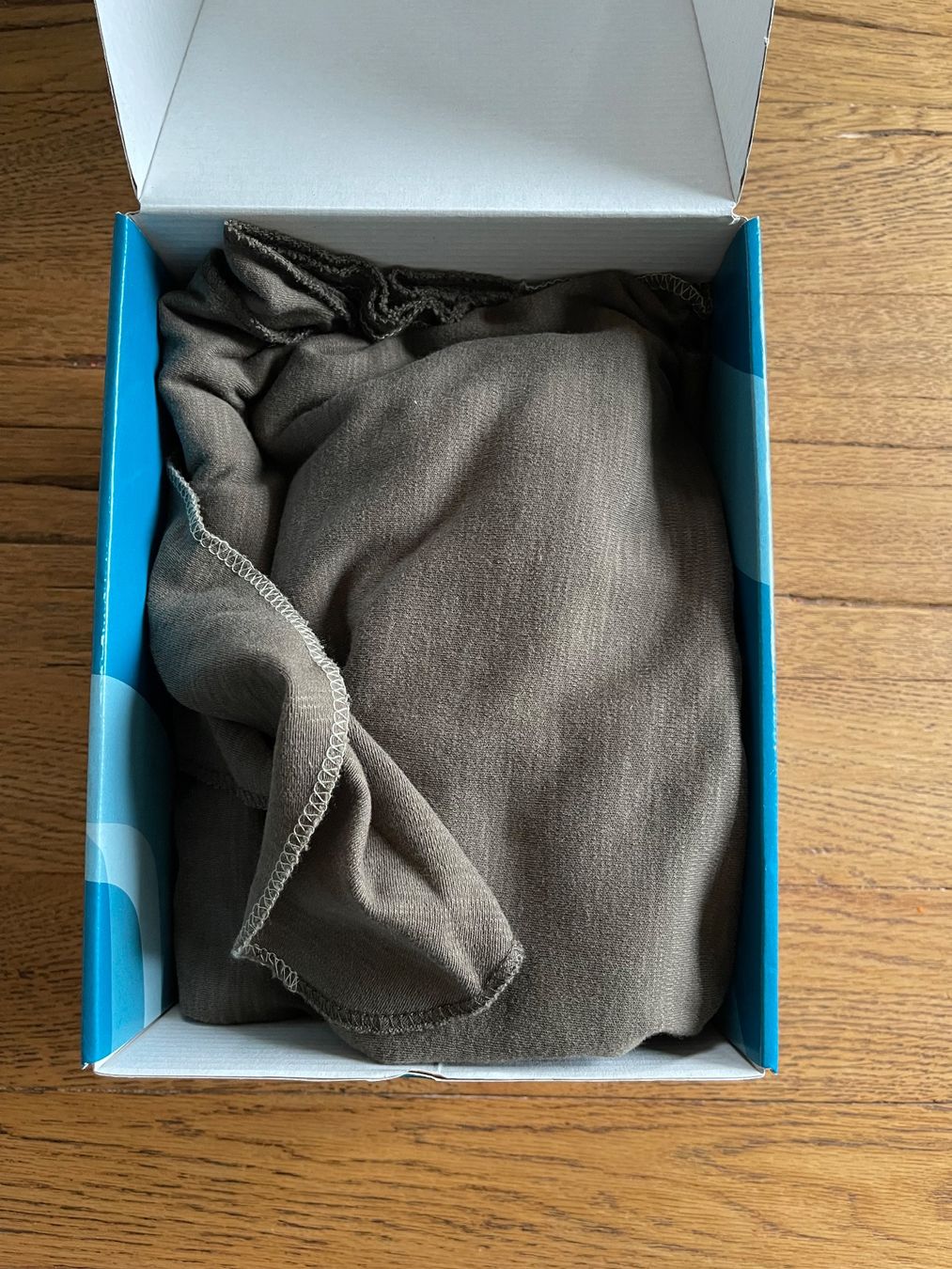 Manduca Marsupi portabebè: Manduca Sling Babytrage, olive, neu – Nuovo e nell'imballaggio originale da Ehrendingen venduto da abo_p9n6 3