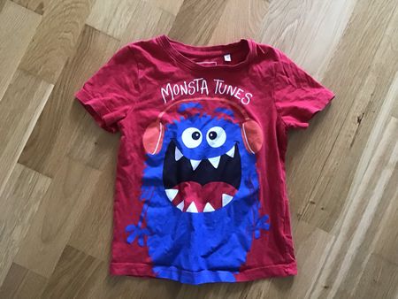 T-Shirt Gr. 116 - Cooles Monster Motiv