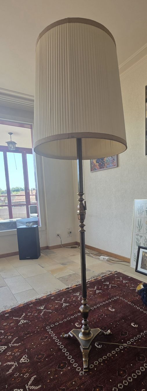 Lampade: Stilvolle Stehlampe  – Usato da Burgdorf venduto da Handera