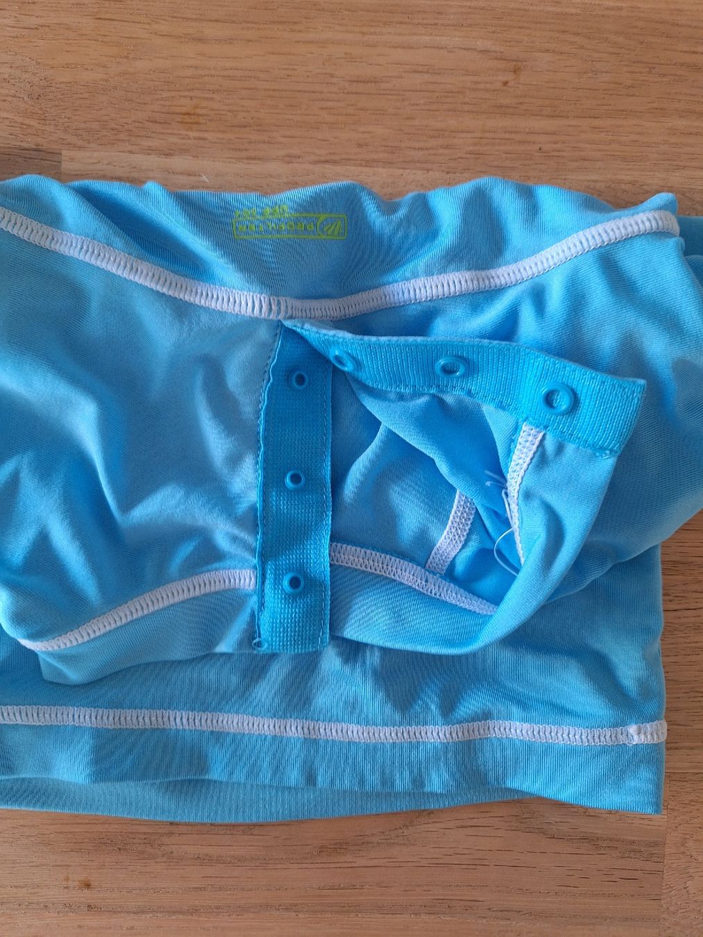 Costumi da bagno: Badeshirt 74 – Usato da Bad Zurzach venduto da han_5znm 1