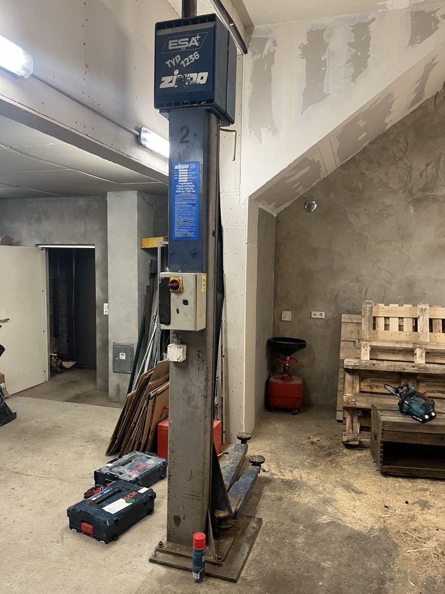 Piattaforme elevatrici & Crick: Zippo Hebebühne Autolift – Difettoso da Oberflachs venduto da sascha-mb 2
