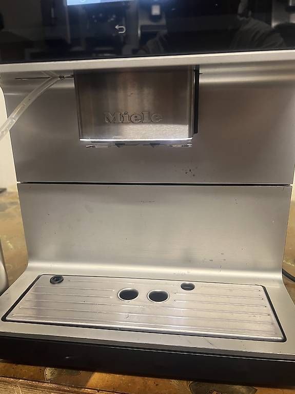 Kaffeemaschinen & Espressomaschinen: Miele CM7500 – Gebraucht aus Adliswil von 1sinisa1 1