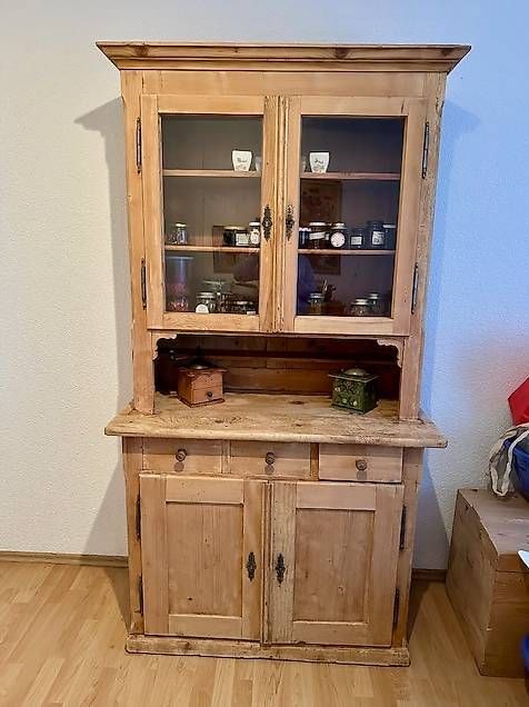Credenze: Küchenbuffet / Bauernbuffet antik – Usato da Horn venduto da Oreon06