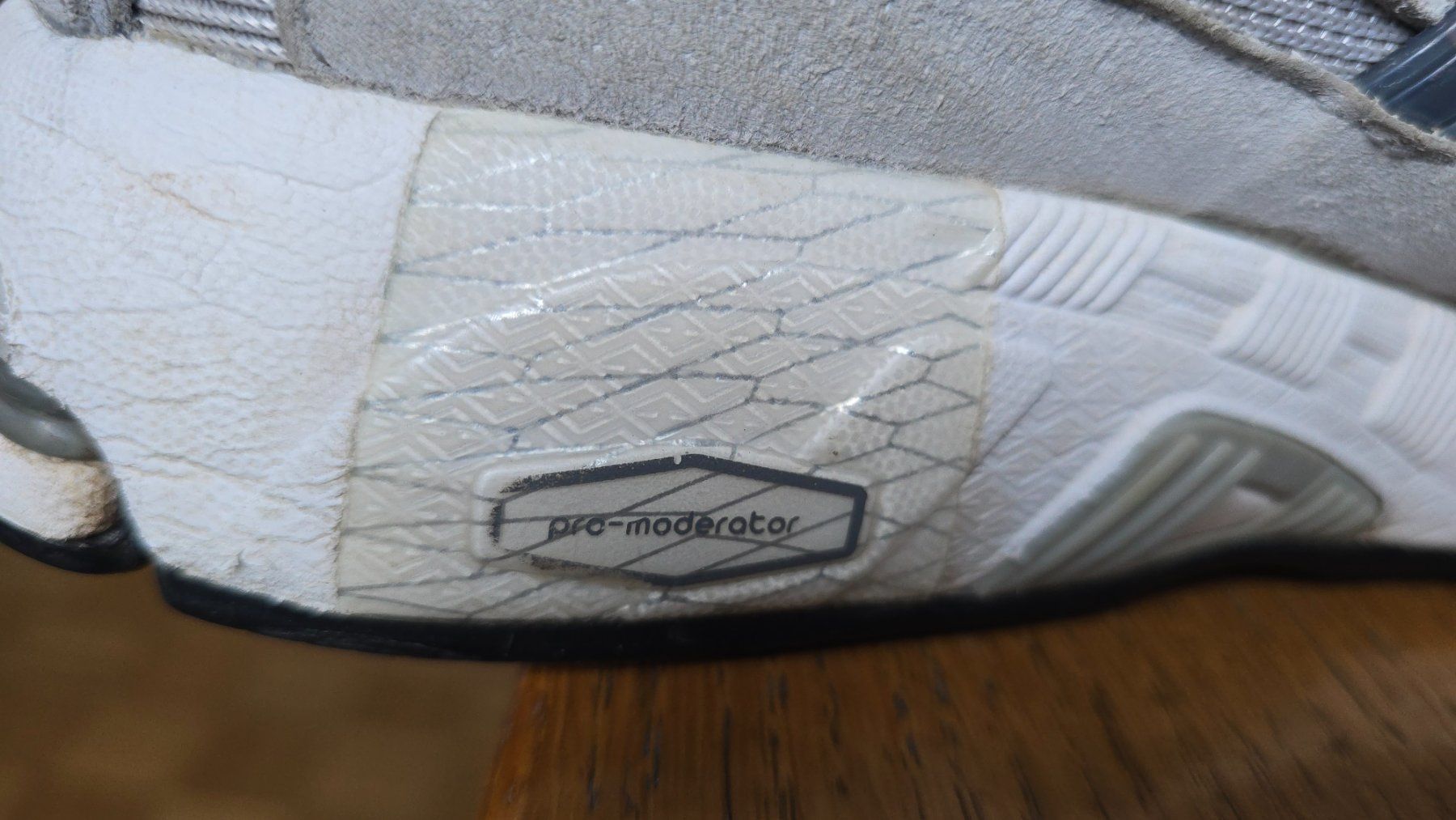 New Balance Herrenschuhe: Adidas Response CL Sneaker  .  EU 43 1/3 – Gebraucht aus Wallisellen von theblacksheep 8