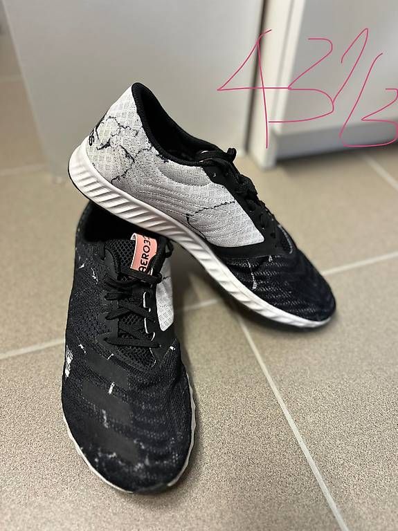 Adidas Scarpe da uomo: Adidas Runningschuh 43 1/3 – Usato da St.Gallen venduto da leko11