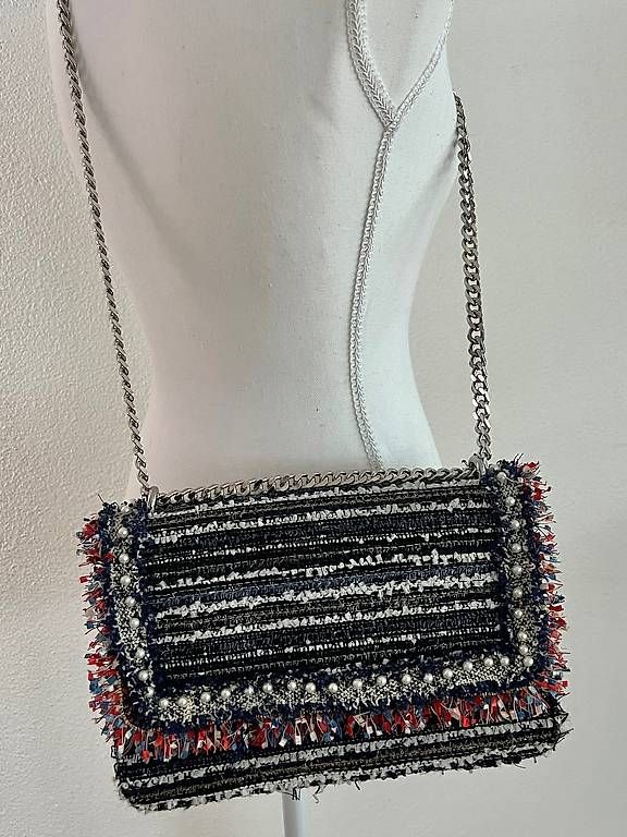 Borse da donna: Tasche silber/blau/rosa/weiss gestreift mit Perlen – Usato da Volketswil venduto da oli_l2zq 2