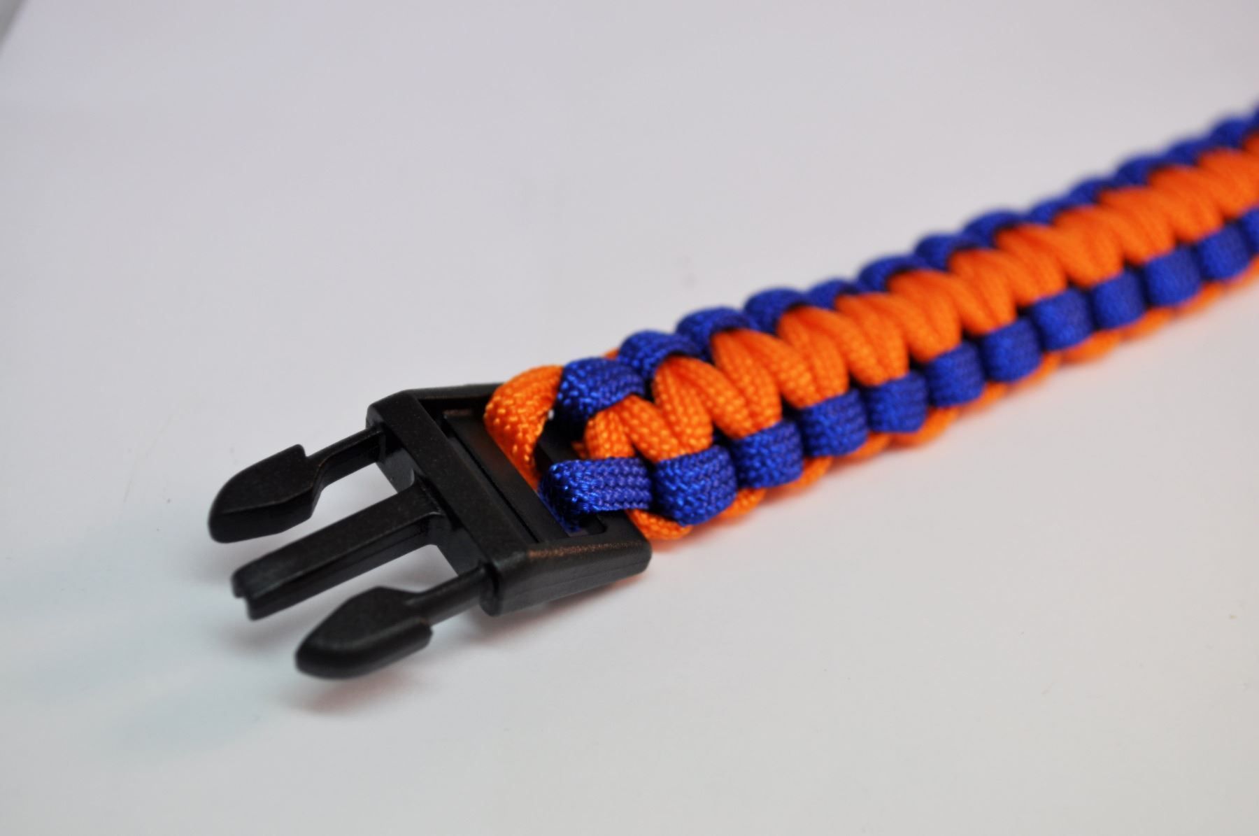 Bracciali & Braccialetti: Paracord Rettungsseil farbig – Nuovo e nell'imballaggio originale da Courlevon venduto da HotSaleandPrice 4