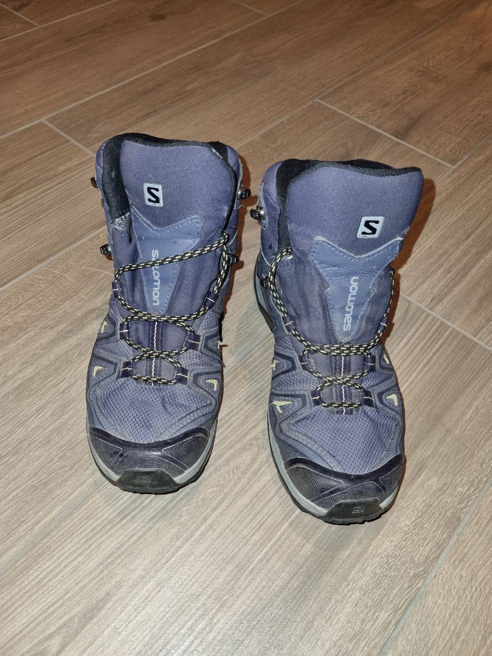 Salomon Scarpe da donna: Wanderschuhe Salomon Gore-Tex Grösse 37.5  – Usato da Brügg BE venduto da Delfin79