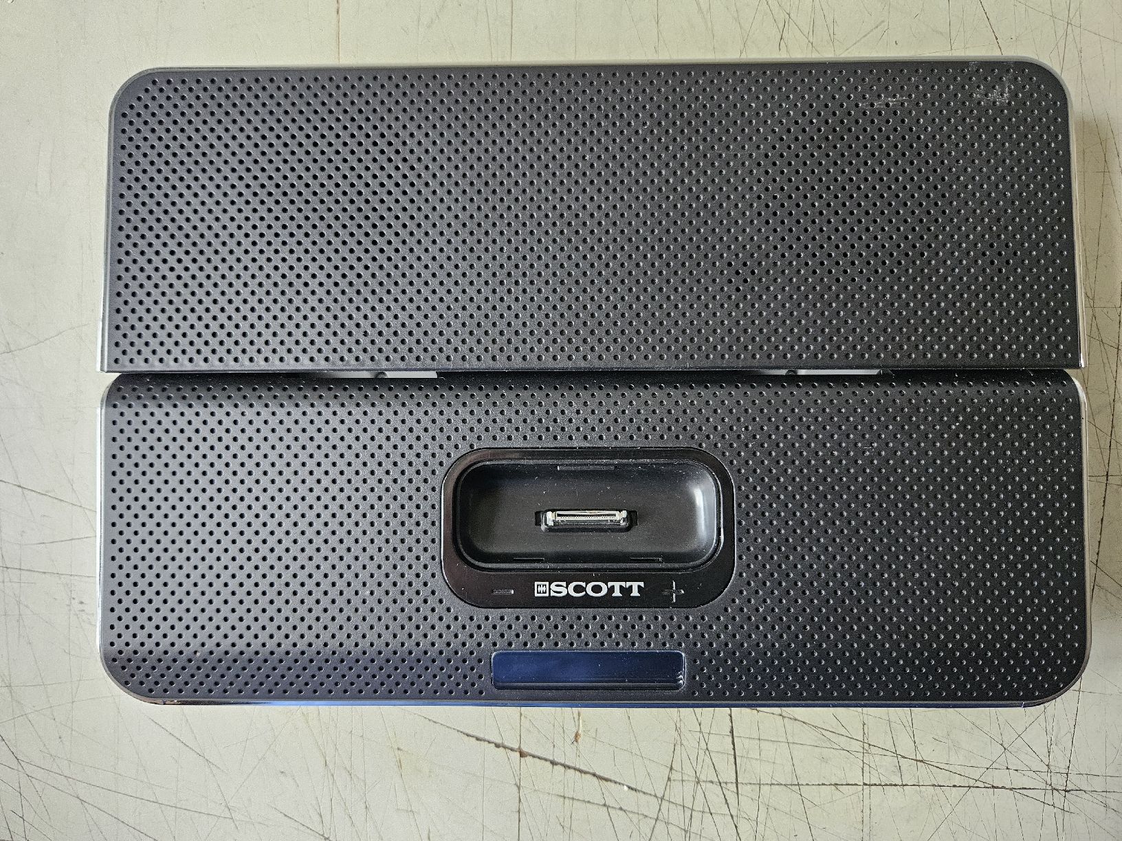 Lautsprecher: PORTABLE SPEAKER SCOTT,ab 16-. – Gebraucht aus Oberburg von znas 2