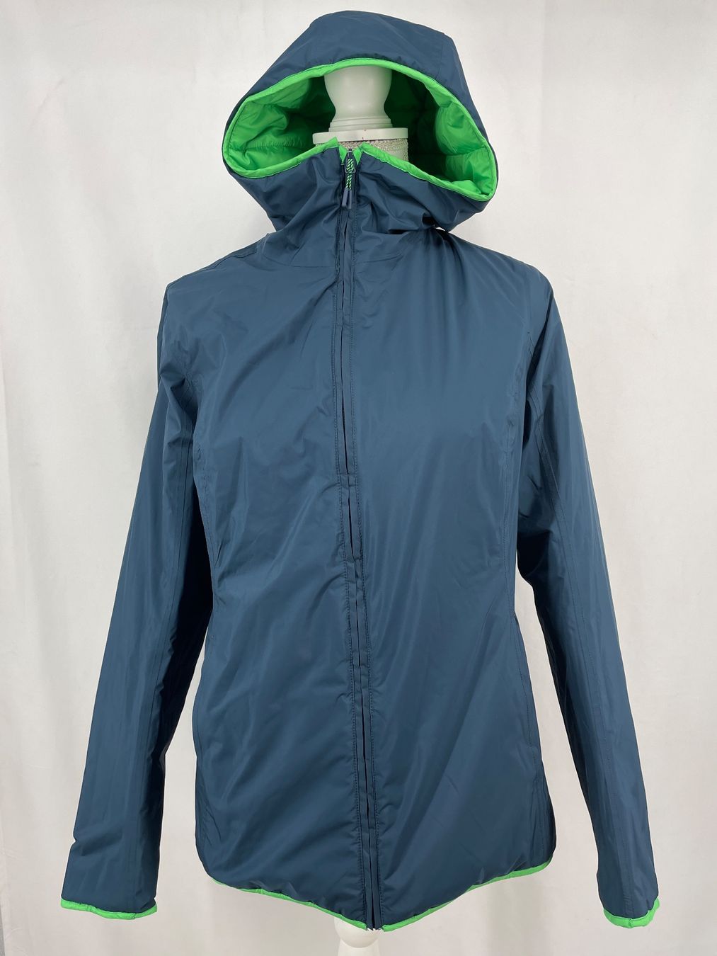 Tchibo Giacche: TCHIBO Veste réversible verte et bleue – Usato da Lausanne venduto da PlusValue_Lausanne 5