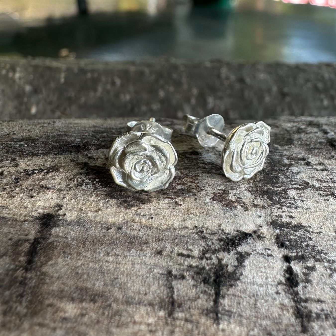 Olga Ribler Ohrringe & -stecker: Rosen Ohrstecker Sterling Silber 925 – Neu (gemäss Beschreibung) aus Basel von  2