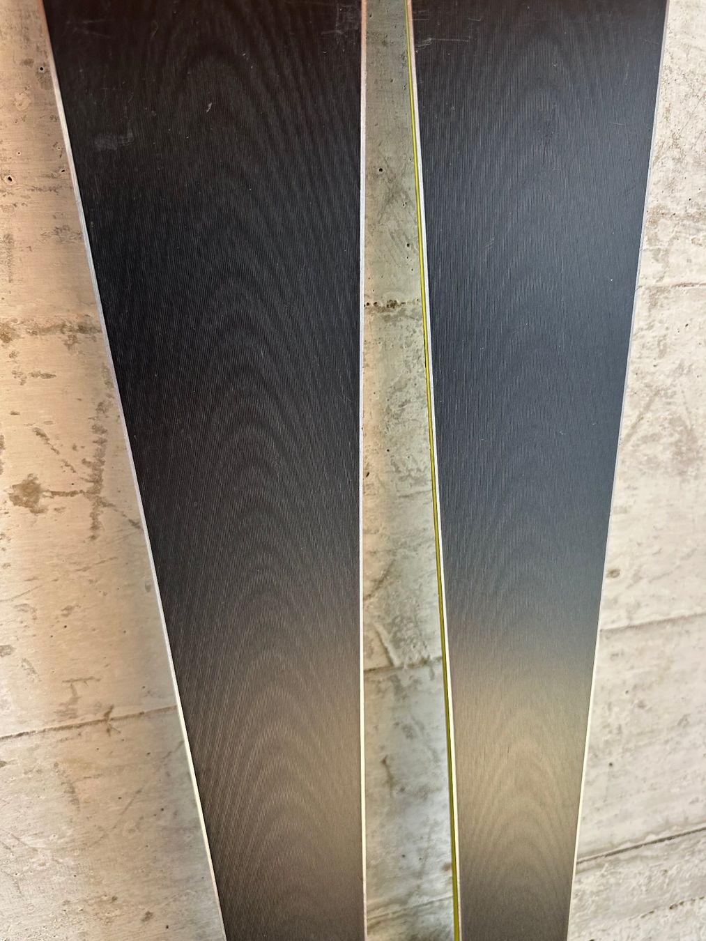 Fischer Skis: Fischer RC4 RCS Ski 175CM 2025 – Gebraucht aus Emmenbrücke von karkarkar 5