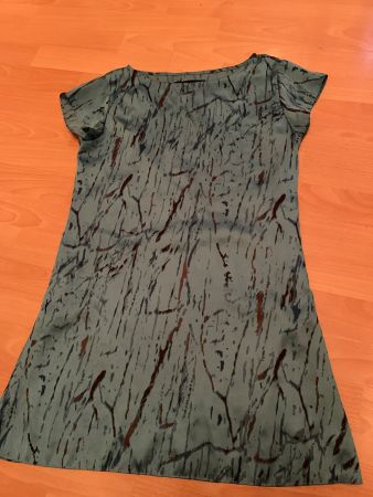 Jolie robe ou tunique Calvin Klein taille M