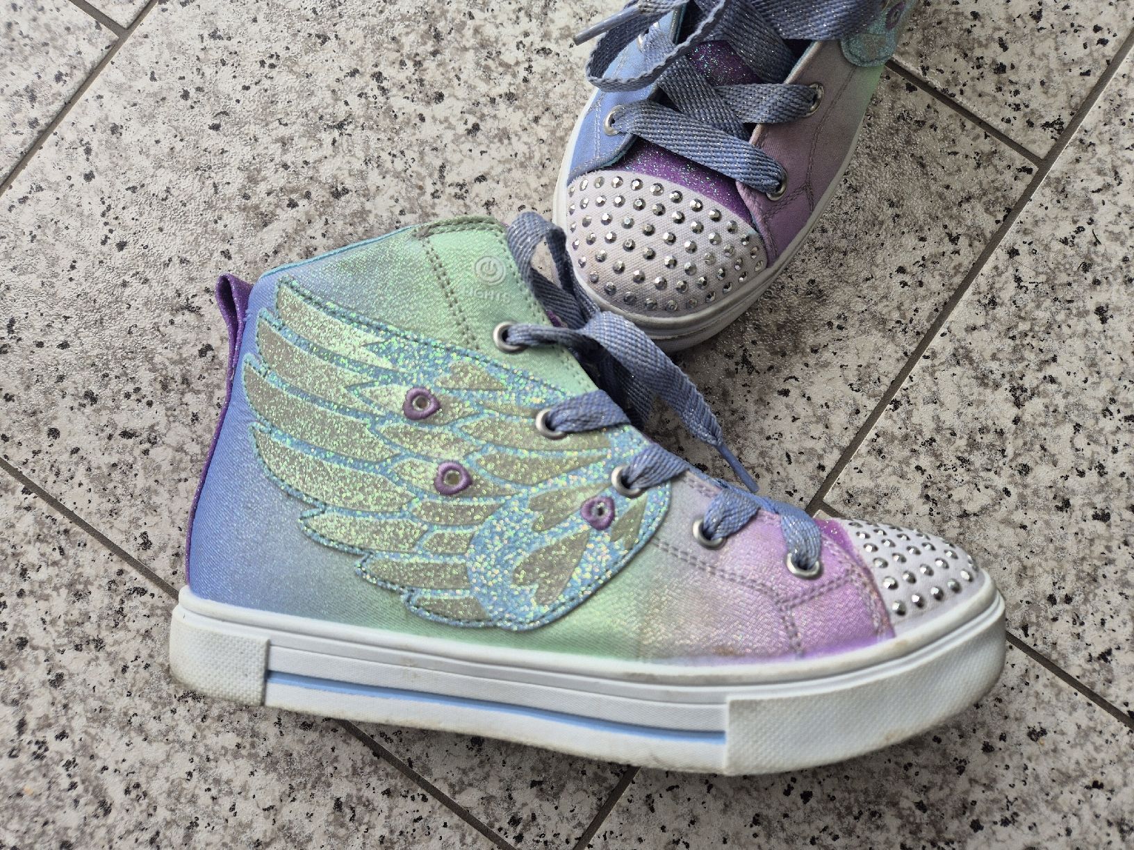 Skechers Scarpe per ragazze: Sketchers Gr.35 – Usato da Ulmiz venduto da Wafi01 1