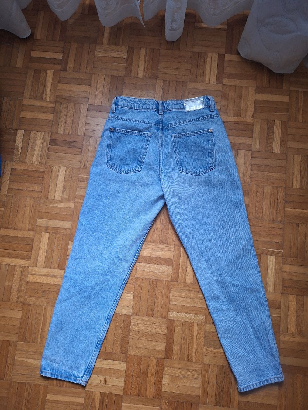 Zara Jeans: Zara Jeans, hellblau, Gr. 38, Top Zustand – Nuovo (secondo la descrizione) da Adlikon b.Regensdf venduto da che_xxb9 5