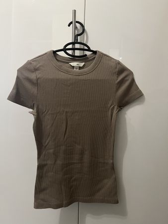 H&M Basic T-Shirt